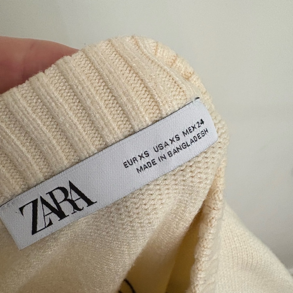 Zara Oversized Crewneck Sweater - Picture 3 of 8